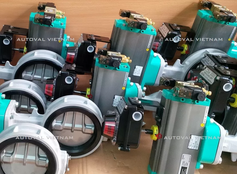 Nhà sản xuất: TOMOE VALVE Co., Ltd (Japan) | Mã sản phẩm : Van bướm khí nén Tomoe 700G | Chế độ làm việc : Double Acting| Single Acting. Van bướm Tomoe nhập khẩu đầy đủ chứng chỉ thông qua đại lý van Tomoe tại Việt Nam. Van bướm khí nén thân gang 700G