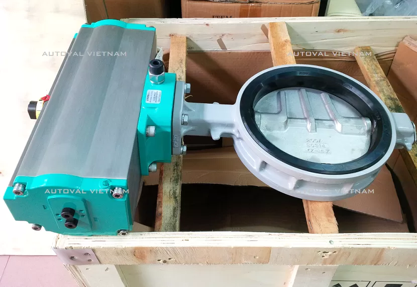 Nhà sản xuất: TOMOE VALVE Co., Ltd (Japan) | Mã sản phẩm : Van bướm khí nén Tomoe 700G | Chế độ làm việc : Double Acting| Single Acting. Van bướm Tomoe nhập khẩu đầy đủ chứng chỉ thông qua đại lý van Tomoe tại Việt Nam. Van bướm khí nén thân gang 700G